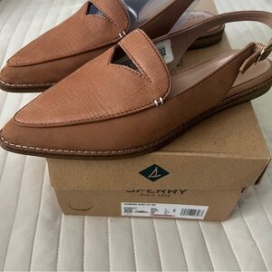 Sperry Women's Tan Slingback Loafers